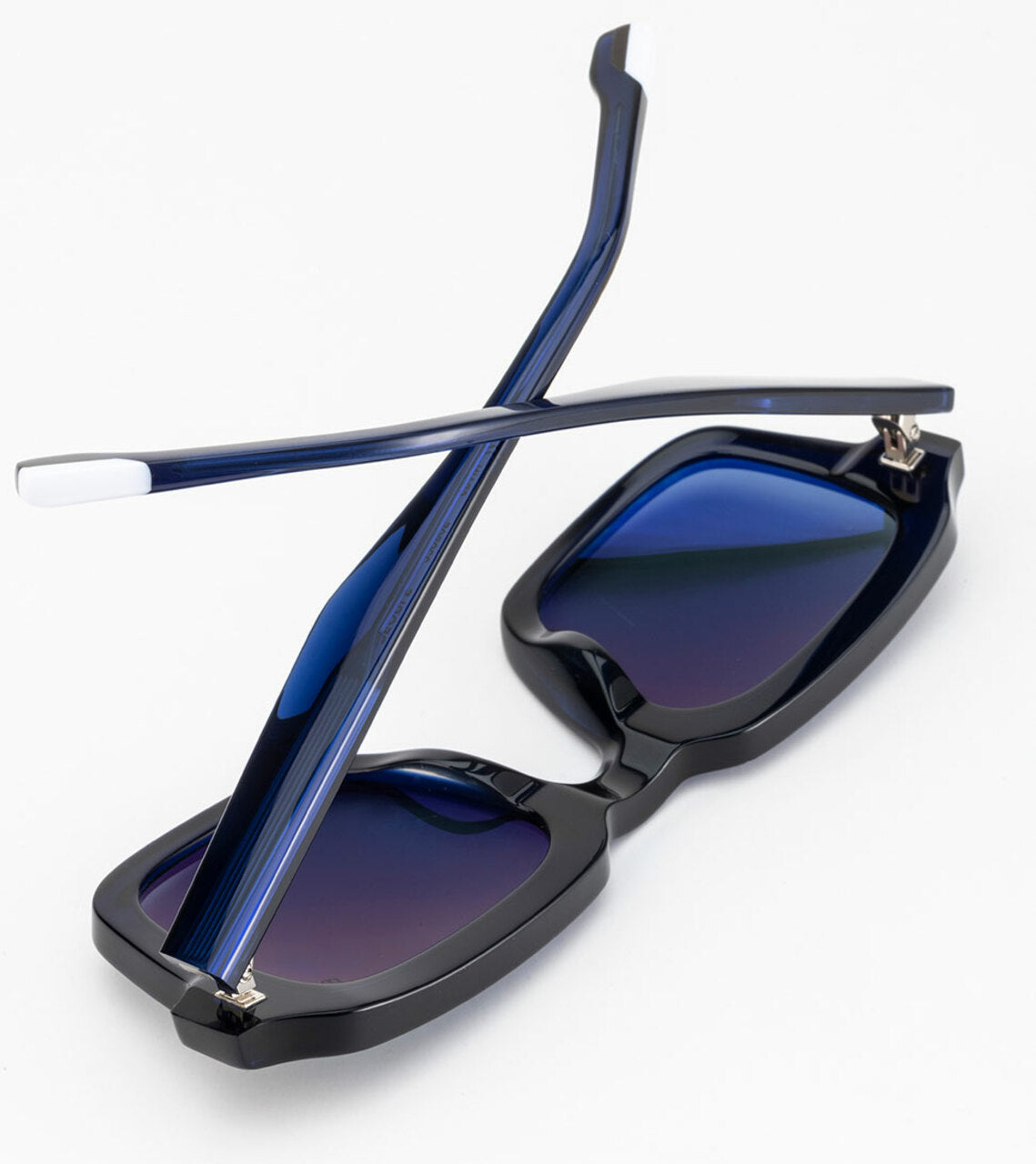 Jordi | 2 Colors Available