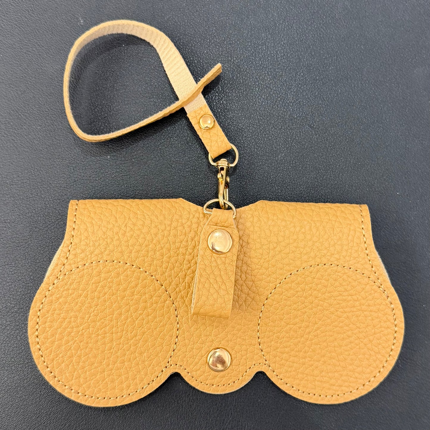 Hanging Eyeglasses Case