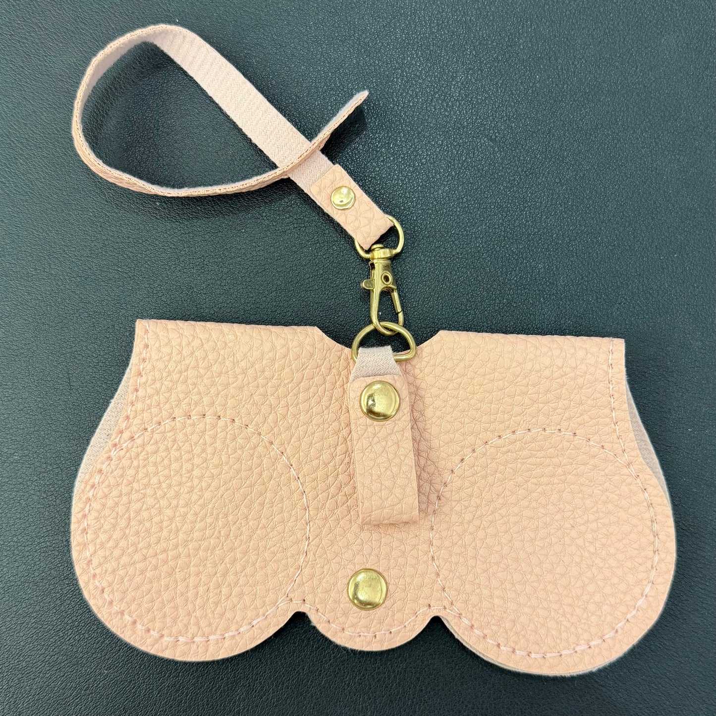 Hanging Eyeglasses Case